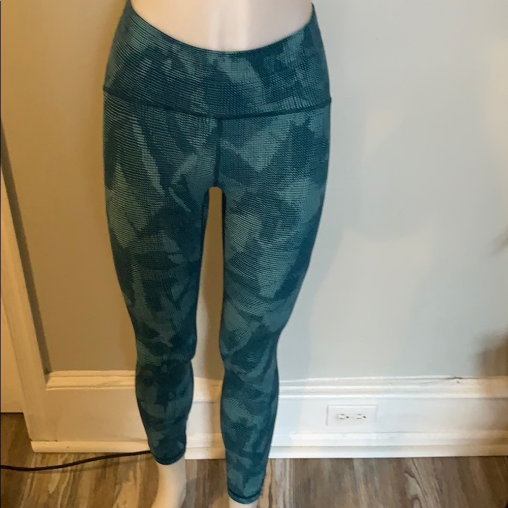 NWOT AUTHENTIC LULULEMON LEGGINGS